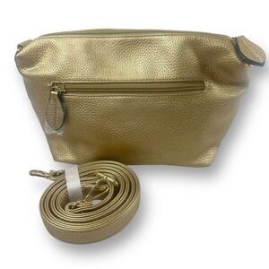 Imoshion Women's Gold Metallic Shoulder Bag Built In USB Phone Charger New‎
